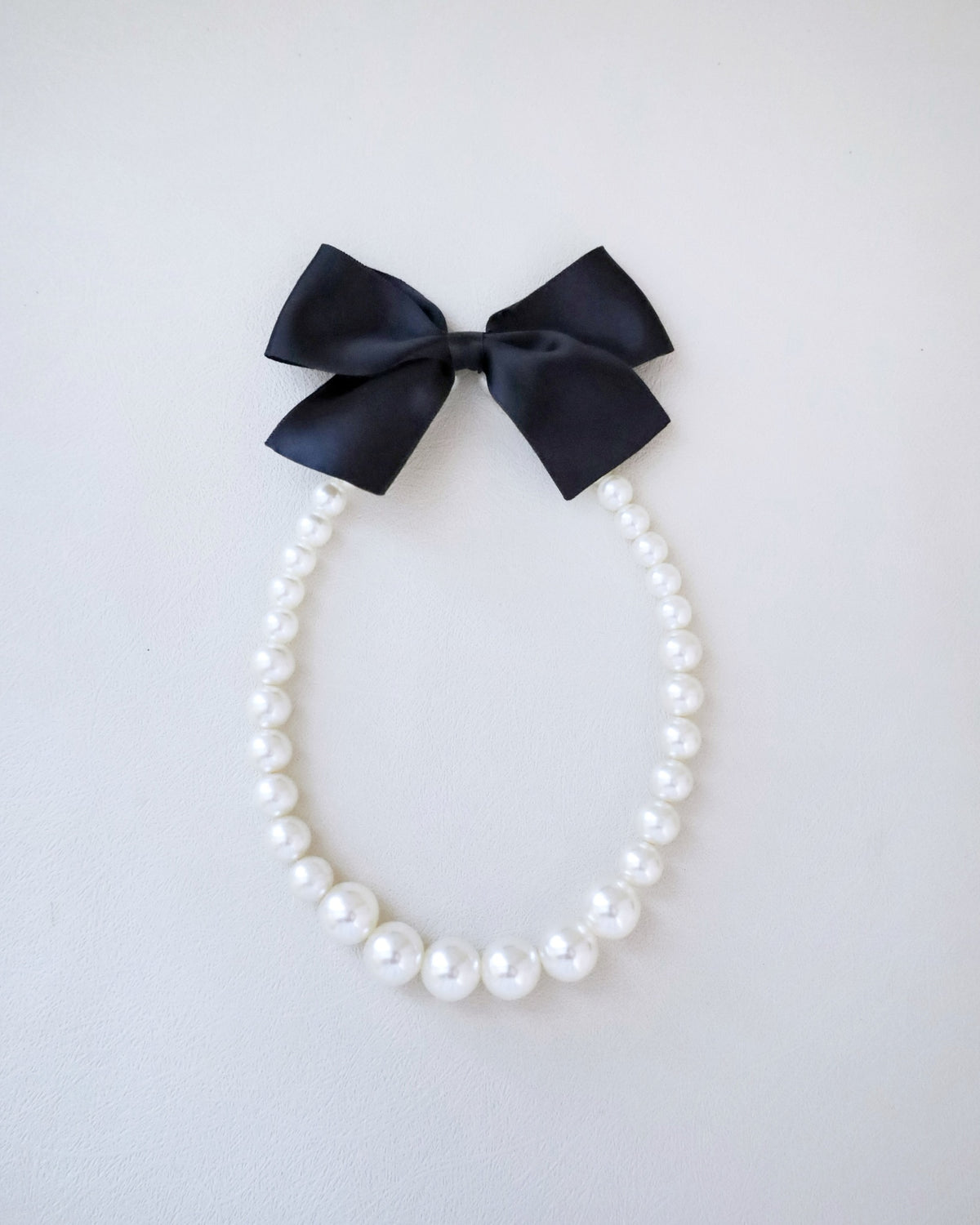 Pearl Bow Necklace