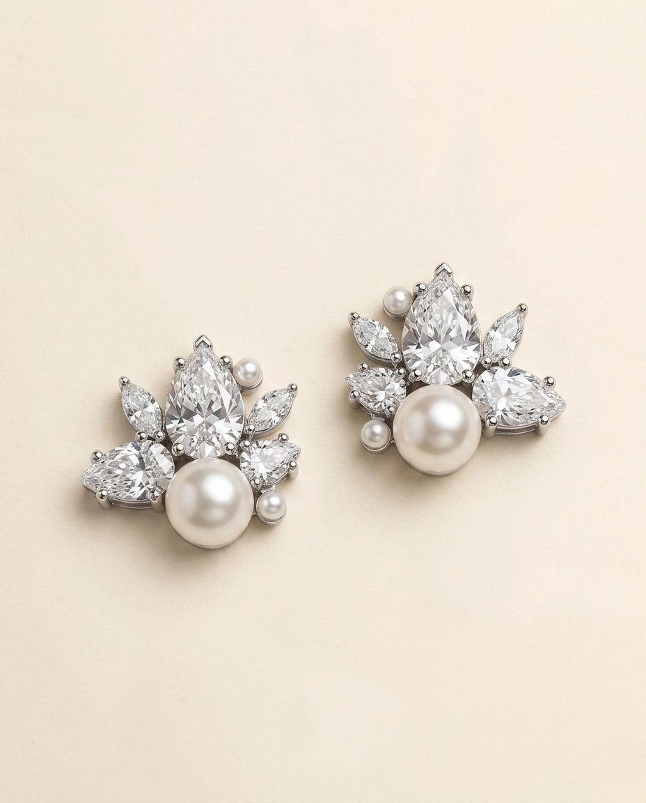 Kim Pearl Minimalist Earrings