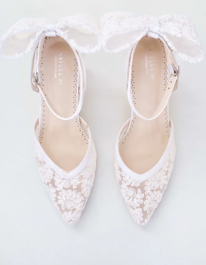 Kailee P Abby - Back Crochet Bow