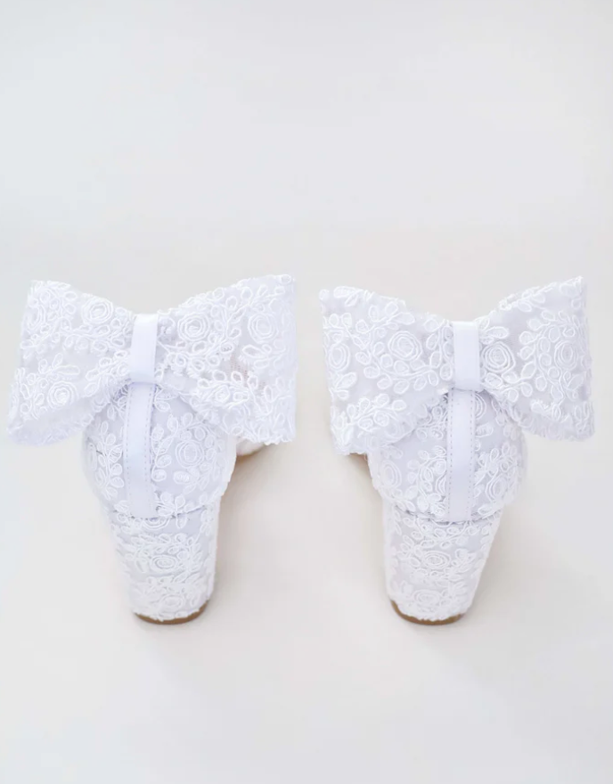 Kailee P Abby - Back Crochet Bow