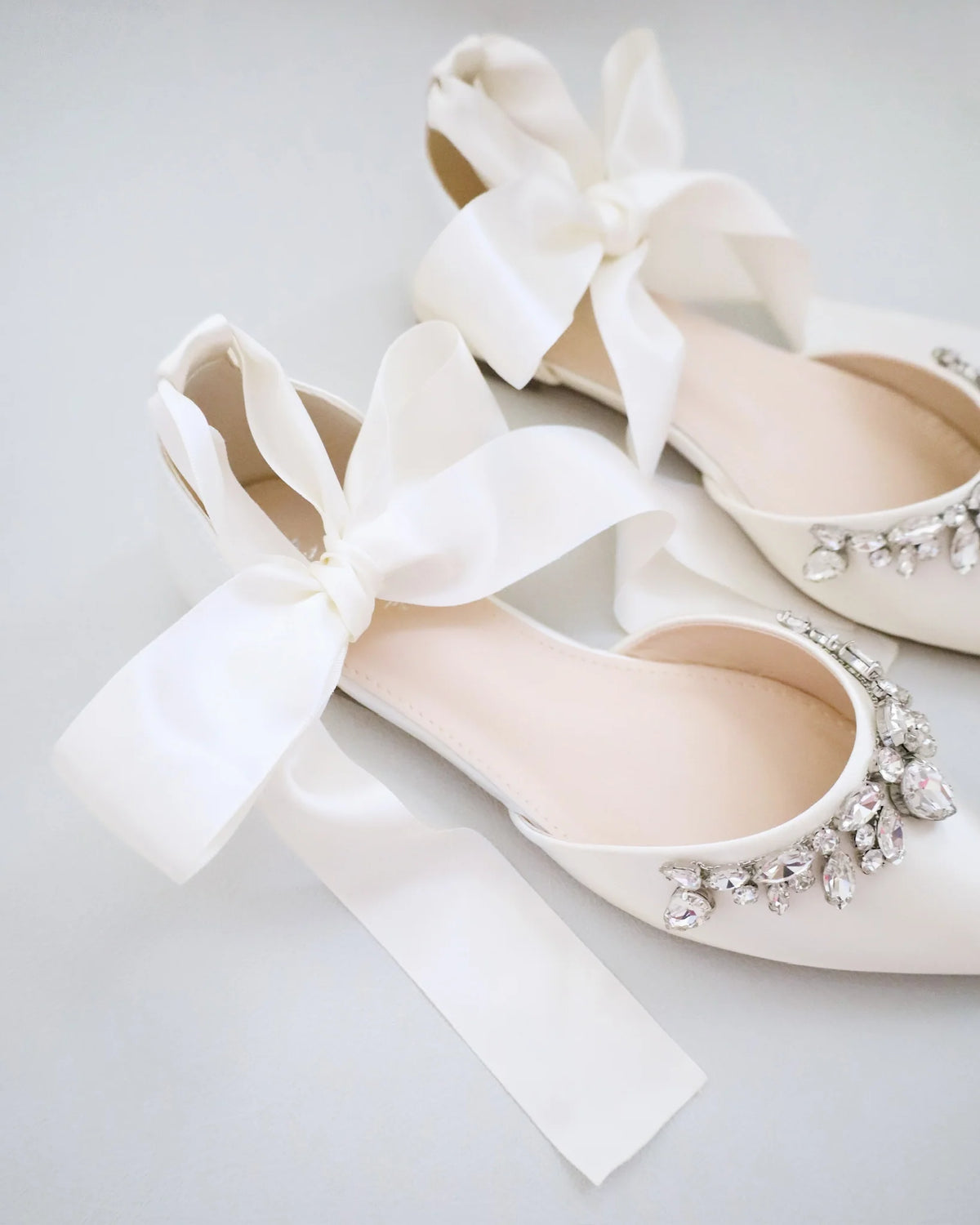 Kailee P Bella Teardrop Rhinestones - Satin Tie, Ivory