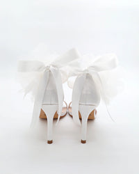 Kailee P Demi - Ophelia Flowers