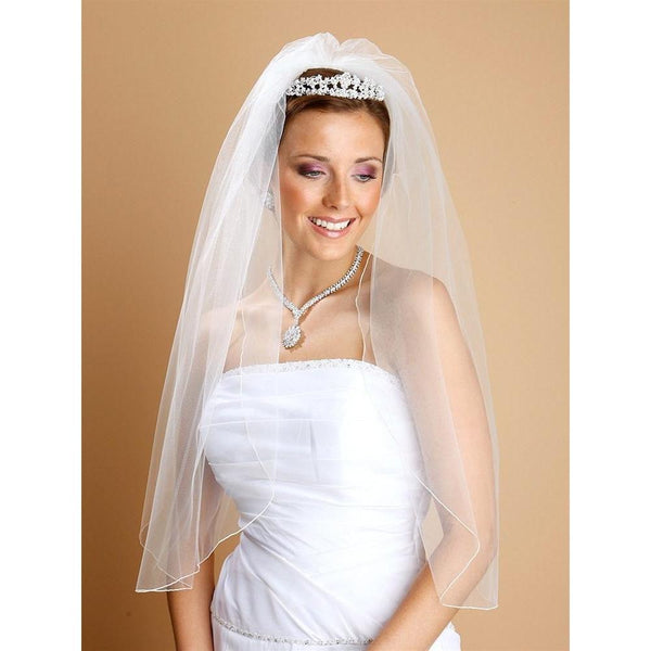 Marielle Viels Classic Single Layer Veil with Pencil Edging