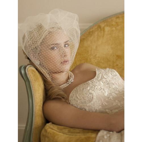 Marielle Viels Unique 2-Layer Handmade Birdcage Veil